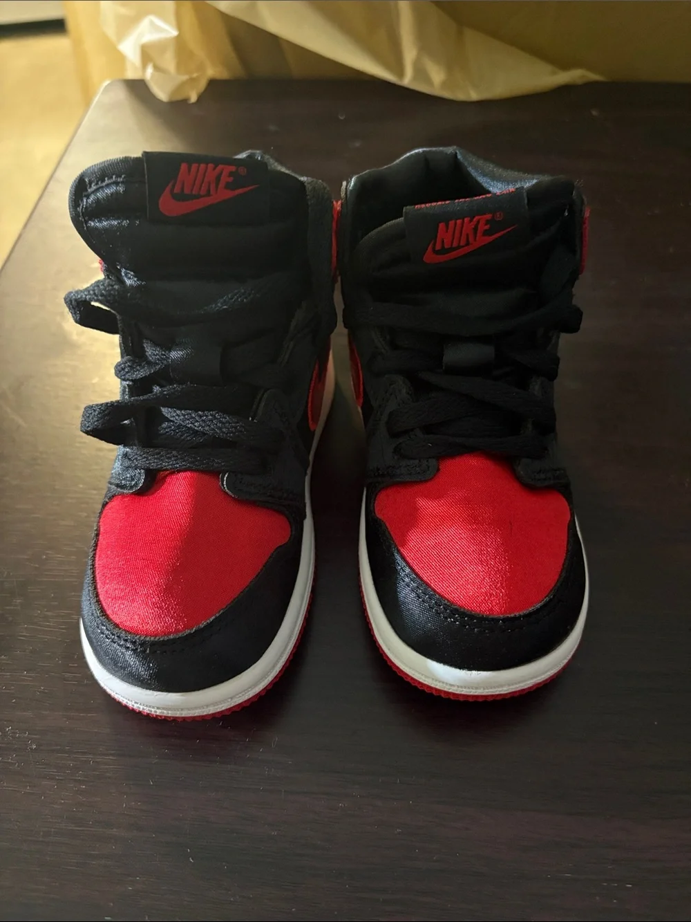 Nike Kids satin High-Top Sneakers in Black and Red